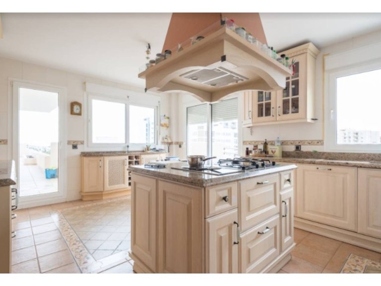 Apartment  for sale in Benalmádena, Malaga 6