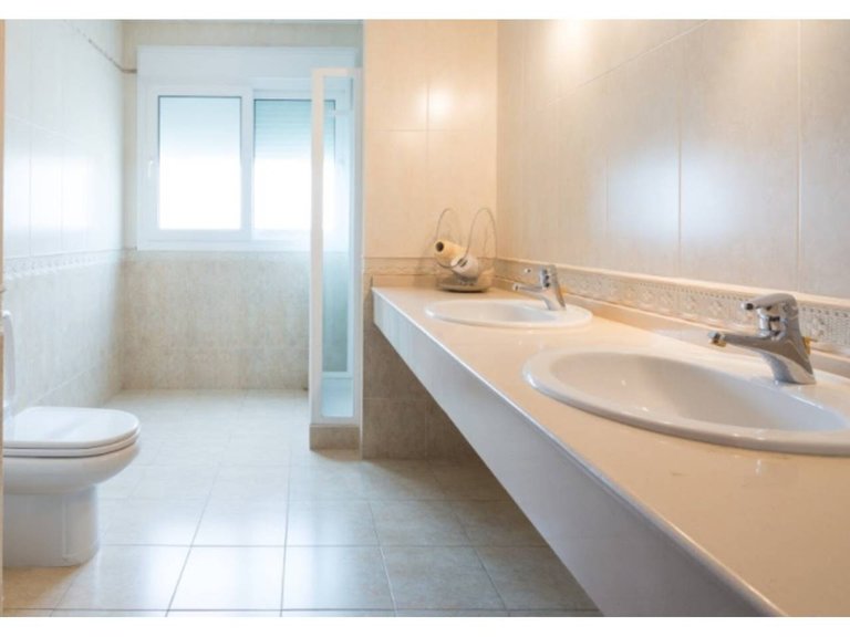 Apartment  for sale in Benalmádena, Malaga 8