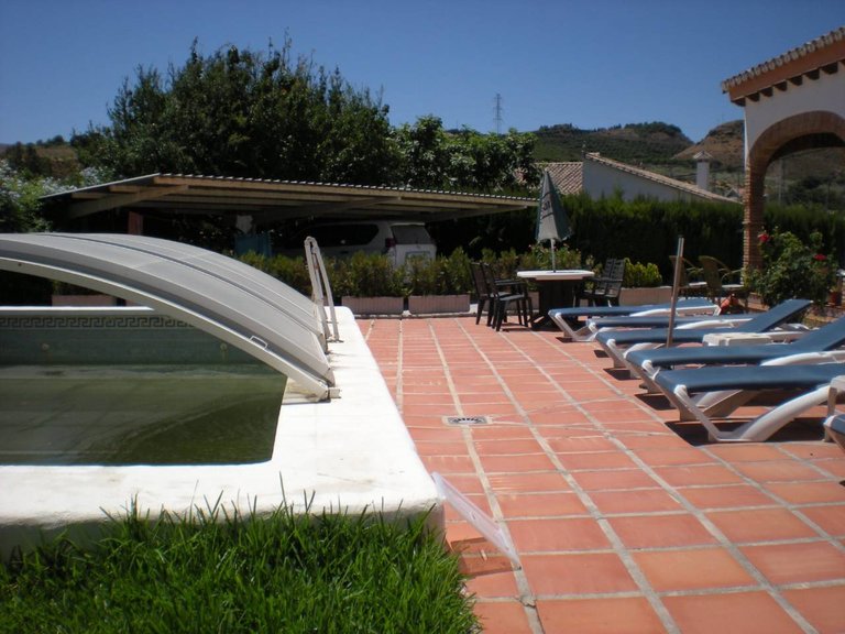 Villa  for sale in Alhaurín De La Torre, Malaga 2