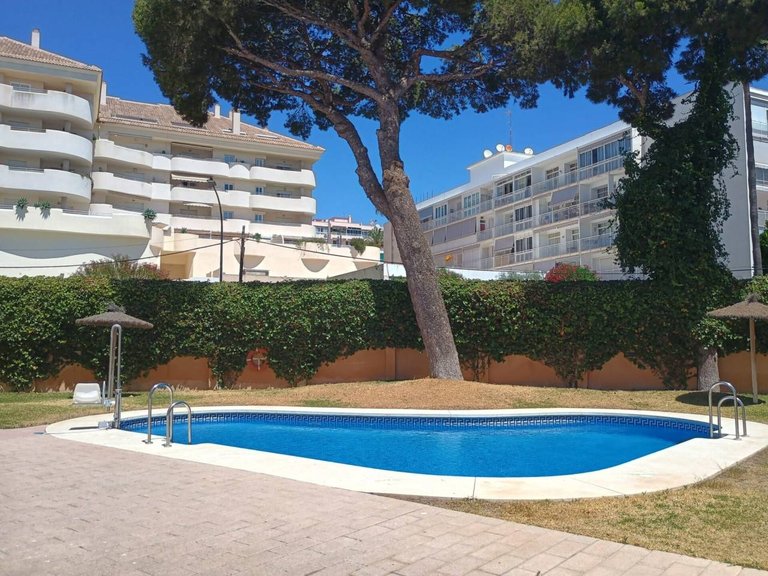Apartment  for sale in Benalmádena, Malaga 2