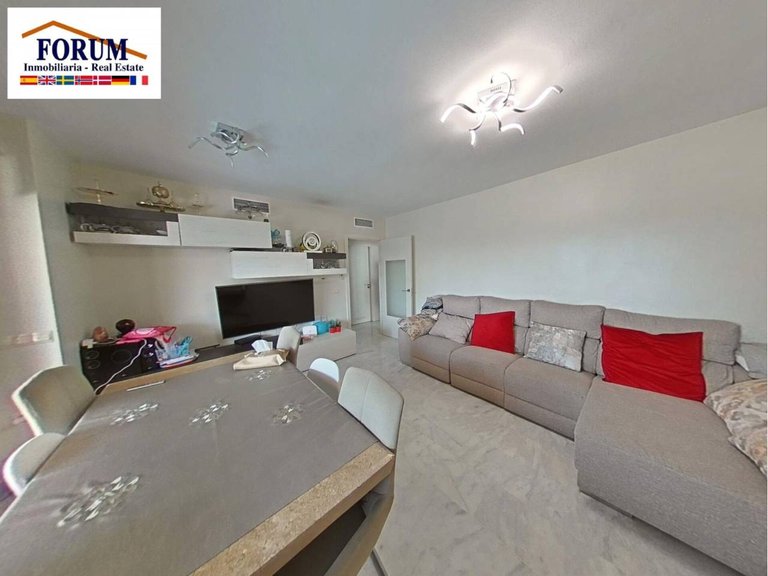 Apartment  for sale in Benalmádena, Malaga 15