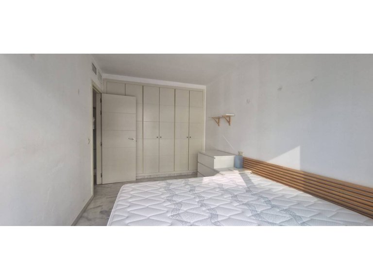 Apartment  for sale in Benalmádena, Malaga 17