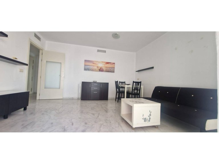 Apartment  for sale in Benalmádena, Malaga 1
