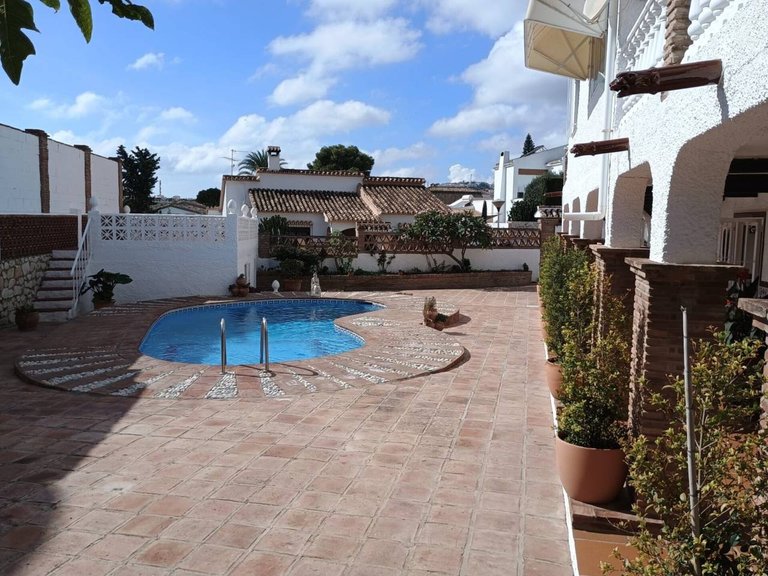 Villa  for sale in Benalmádena, Malaga 35