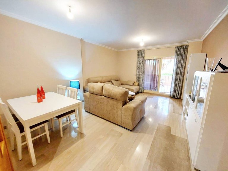 Apartment  for sale in Benalmádena, Malaga 12