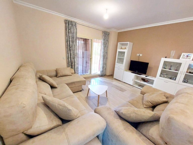 Apartment  for sale in Benalmádena, Malaga 3