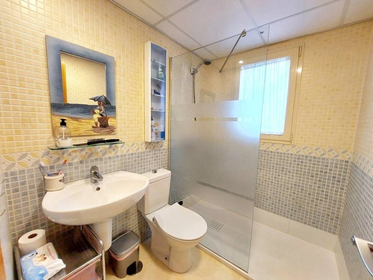 Apartment  for sale in Benalmádena, Malaga 8