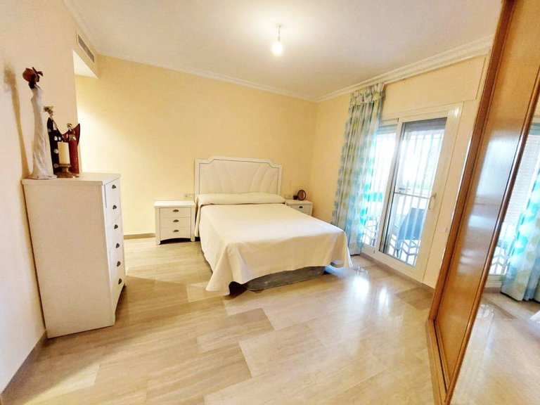 Apartment  for sale in Benalmádena, Malaga 6