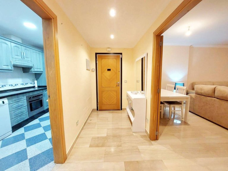 Apartment  for sale in Benalmádena, Malaga 11