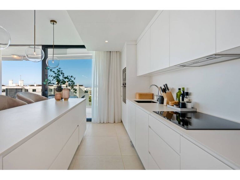 Apartment  for sale in Fuengirola, Malaga 13