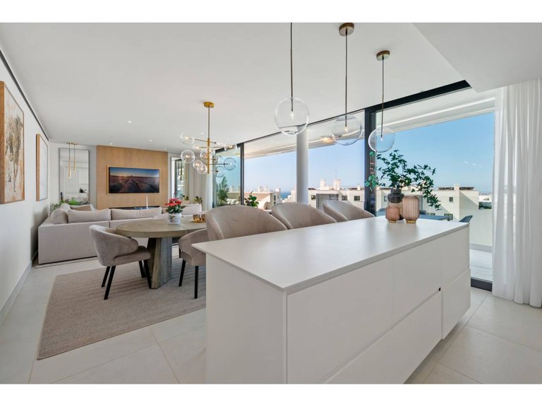 Apartment  for sale in Fuengirola, Malaga 32