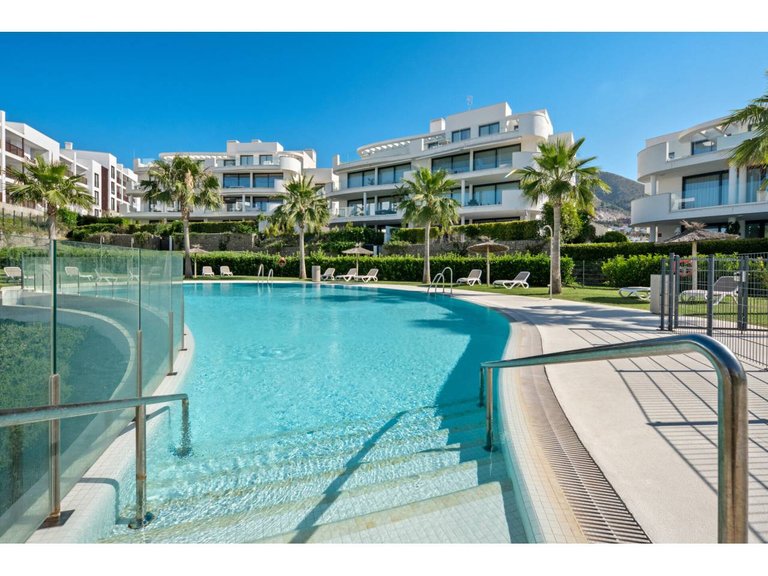 Apartment  for sale in Fuengirola, Malaga 8