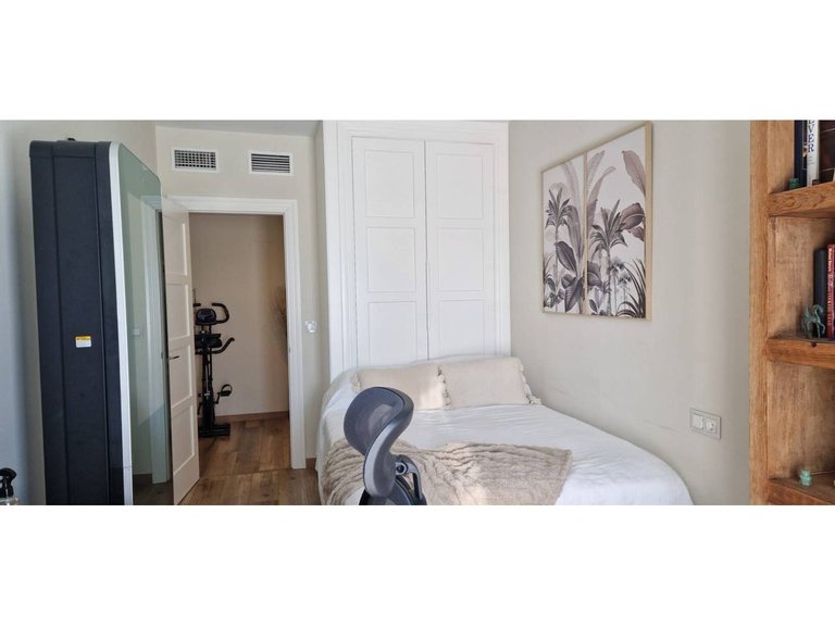 Apartment  for sale in Benalmádena, Malaga 12