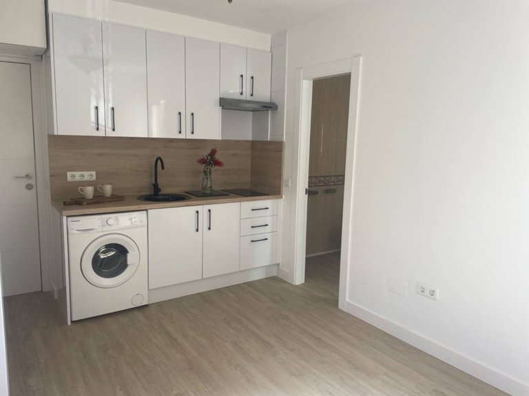 Apartment  for sale in Benalmádena, Malaga 2