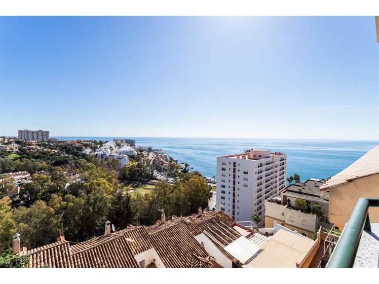 Apartment  for sale in Benalmádena, Malaga 15
