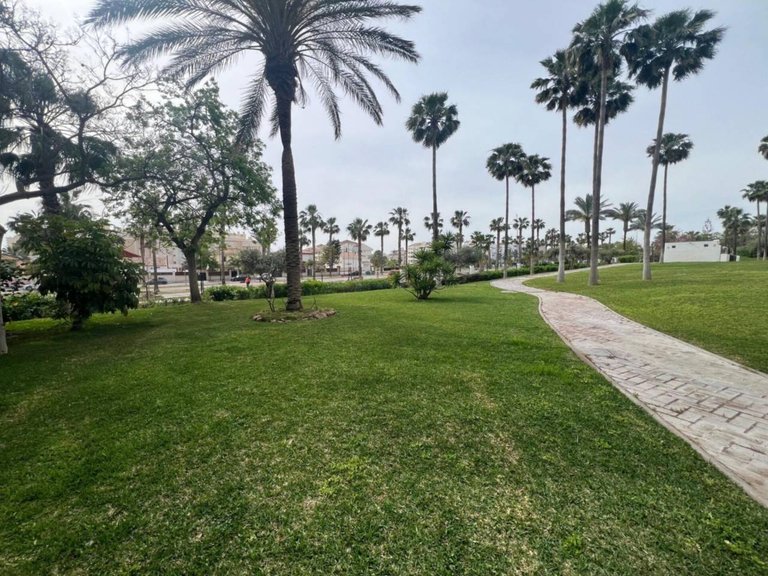 Apartment  for sale in Benalmádena, Malaga 46
