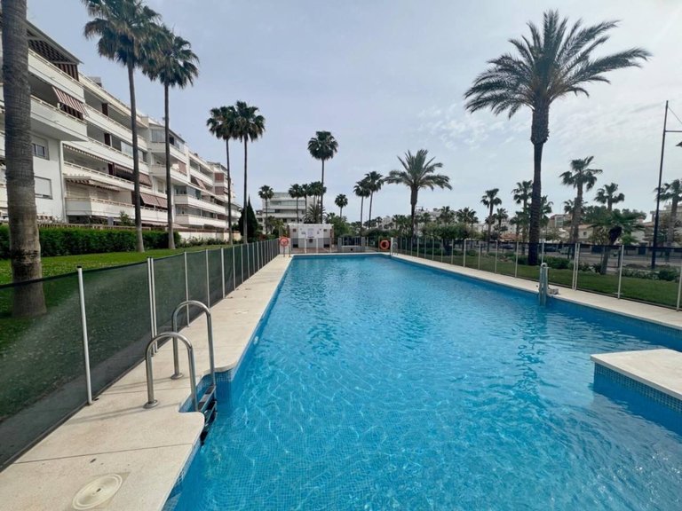 Apartment  for sale in Benalmádena, Malaga 2