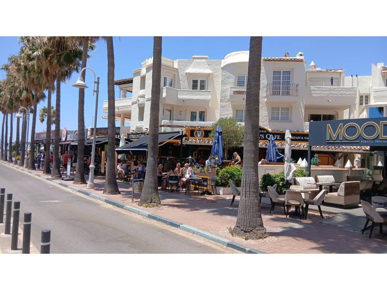 Apartment  for sale in Benalmádena, Malaga 12