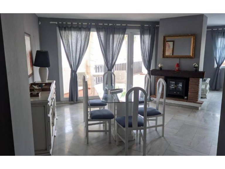 Apartment  for sale in Benalmádena, Malaga 6