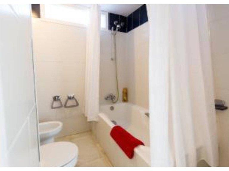 Apartment  for sale in Benalmádena, Malaga 3