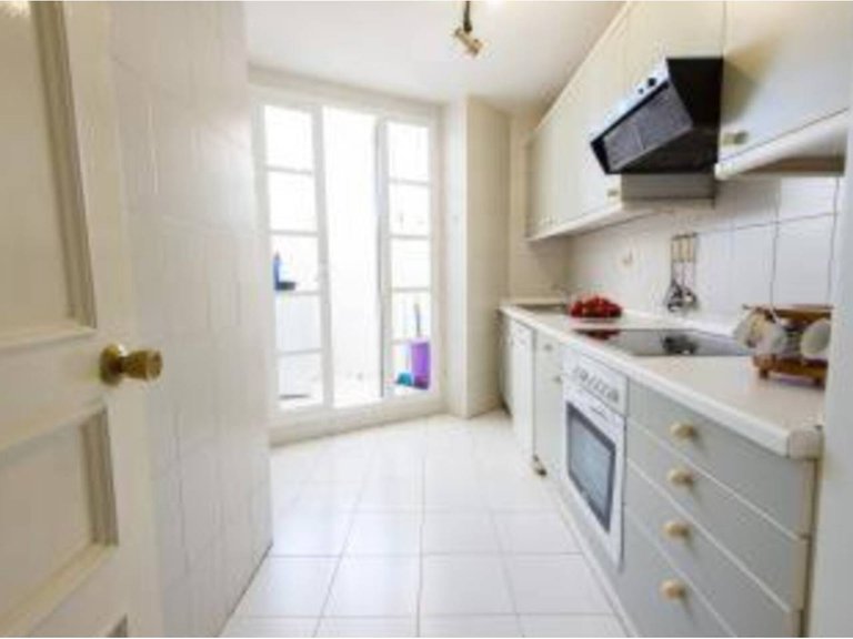 Apartment  for sale in Benalmádena, Malaga 4