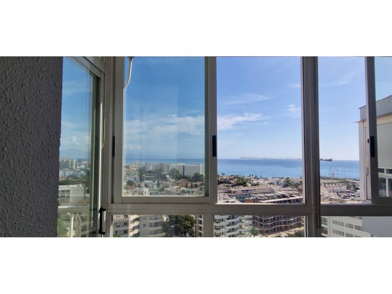 Apartment  for sale in Benalmádena, Malaga 15