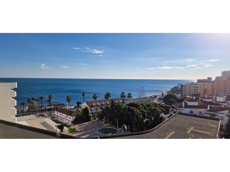 Apartment  for sale in Benalmádena, Malaga 1