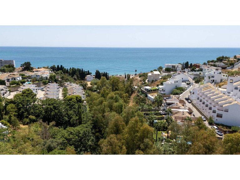 Apartment  for sale in Benalmádena, Malaga 2