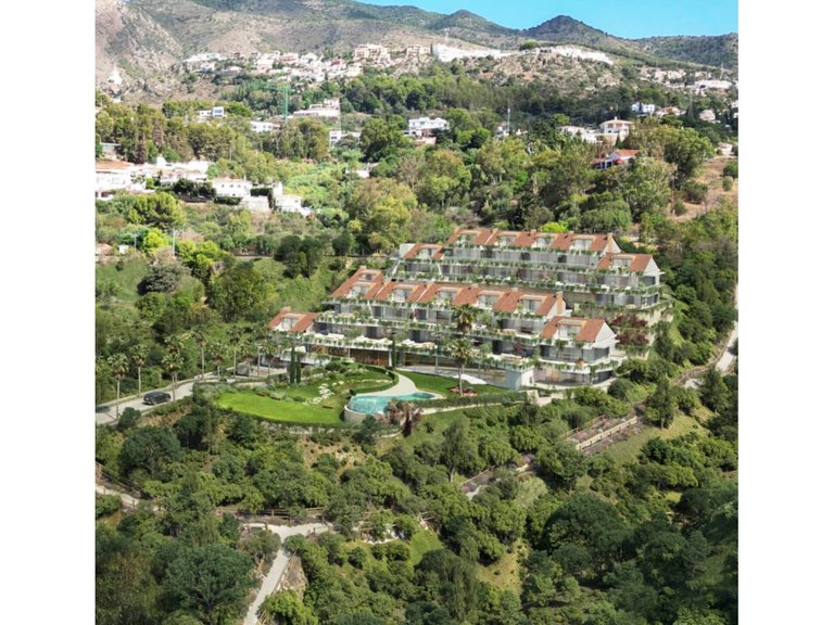 Apartment  for sale in Benalmádena, Malaga 1