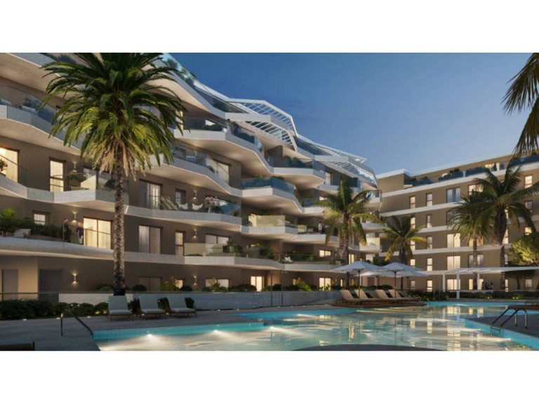 Apartment  for sale in Fuengirola, Malaga 1