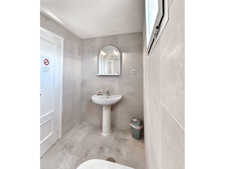Apartment  for sale in Benalmádena, Malaga 33