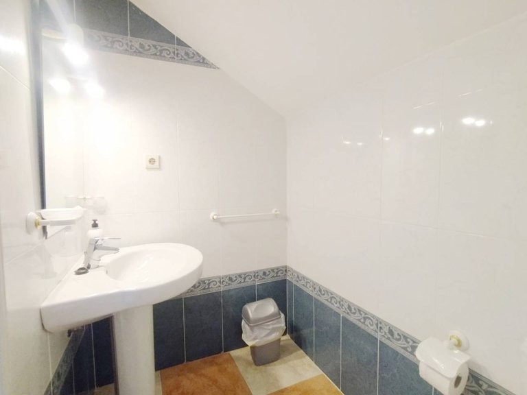 Apartment  for sale in Benalmádena, Malaga 43