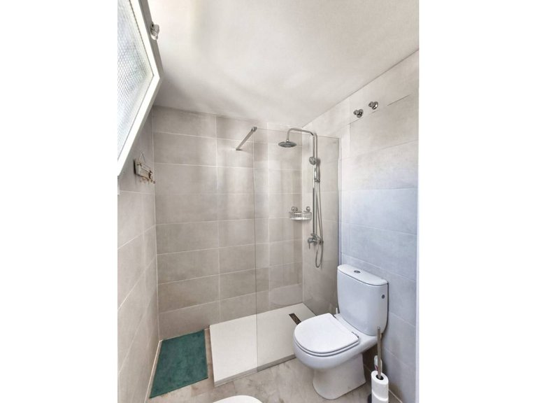 Apartment  for sale in Benalmádena, Malaga 26
