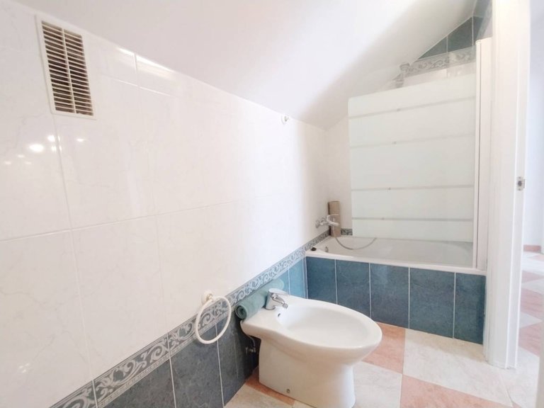Apartment  for sale in Benalmádena, Malaga 10