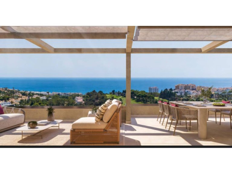 Apartment  for sale in Benalmádena, Malaga 3