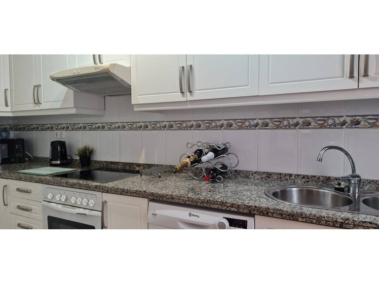Apartment  for sale in Benalmádena, Malaga 32