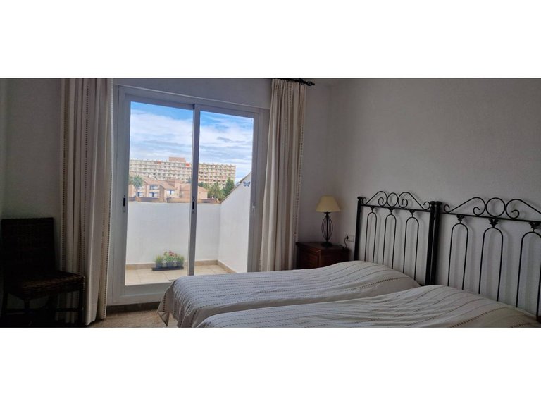 Apartment  for sale in Benalmádena, Malaga 40