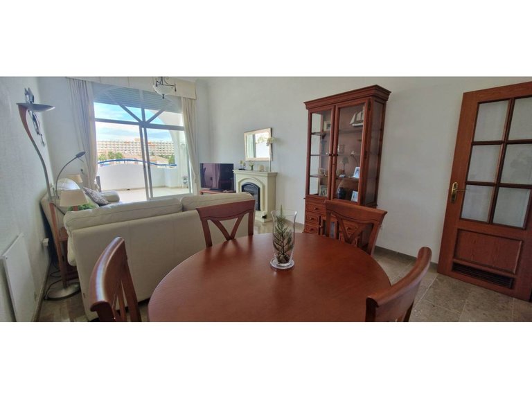 Apartment  for sale in Benalmádena, Malaga 5
