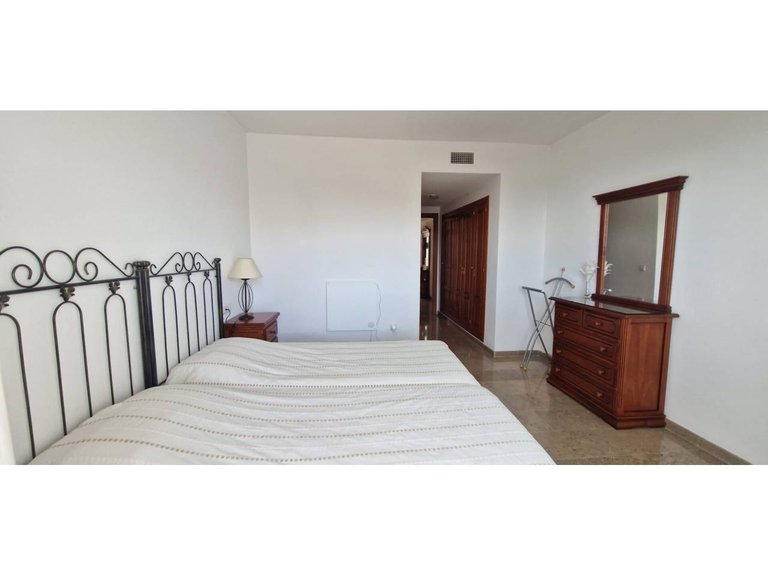 Apartment  for sale in Benalmádena, Malaga 25