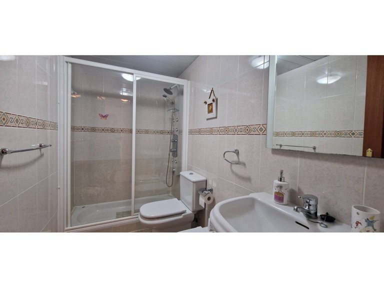 Apartment  for sale in Benalmádena, Malaga 19