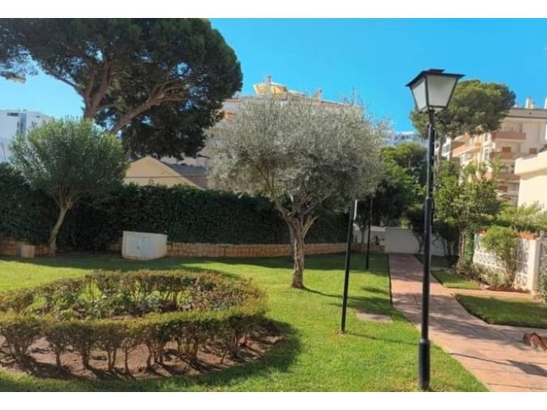 Apartment  for sale in Benalmádena, Malaga 11