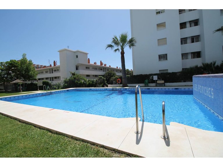 Apartment  for sale in Benalmádena, Malaga 1