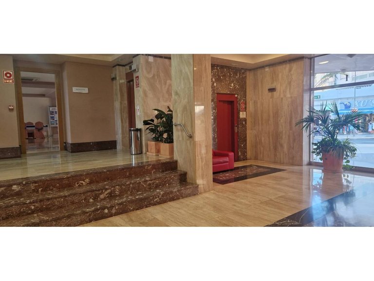 Apartment  for sale in Benalmádena, Malaga 13
