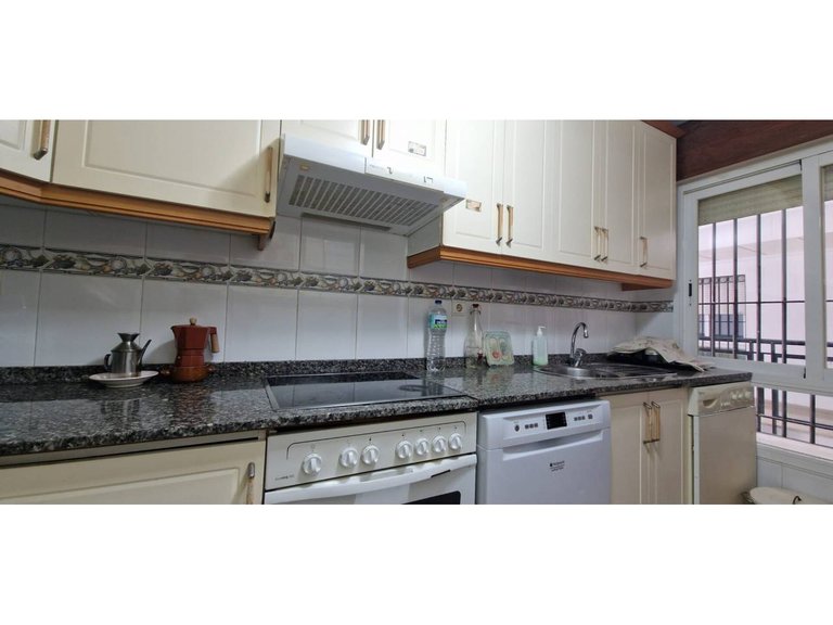 Apartment  for sale in Benalmádena, Malaga 14