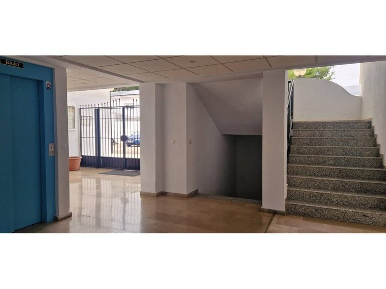 Apartment  for sale in Benalmádena, Malaga 20