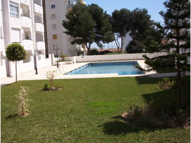 Apartment  for sale in Benalmádena, Malaga 2