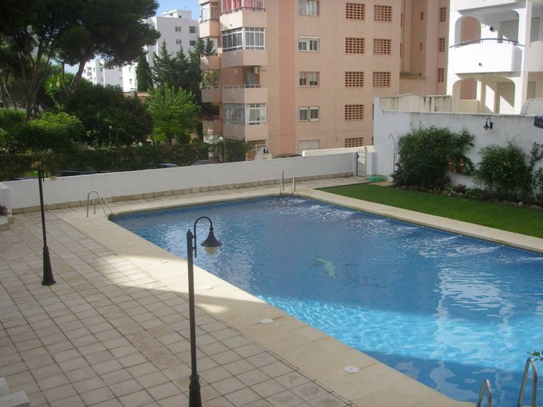 Apartment  for sale in Benalmádena, Malaga 42