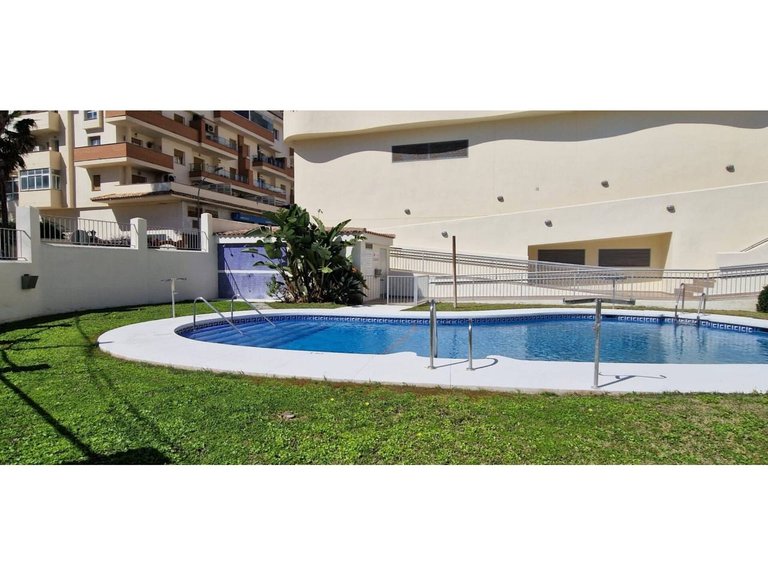 Apartment  for sale in Benalmádena, Malaga 35