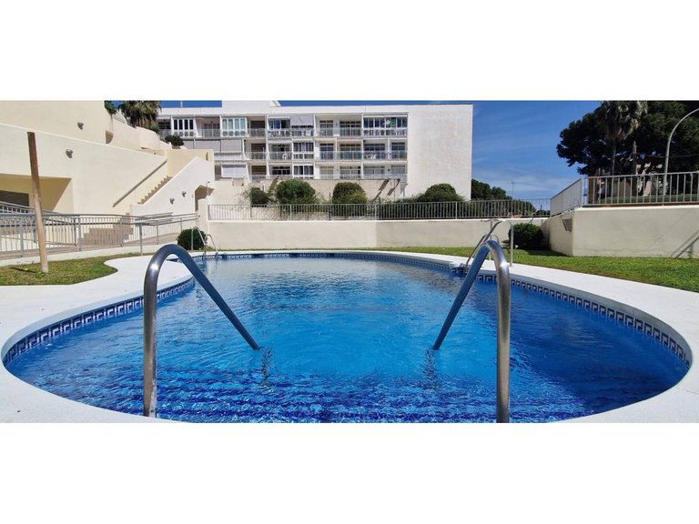 Apartment  for sale in Benalmádena, Malaga 1