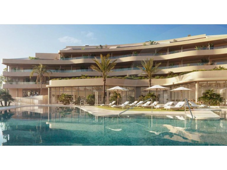 Apartment  for sale in Fuengirola, Malaga 2